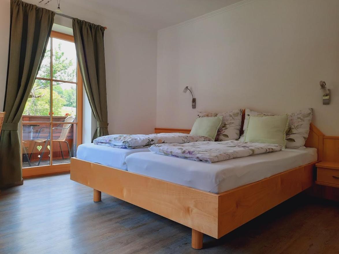 Berghof Reiter Hotel Weissbriach Bagian luar foto