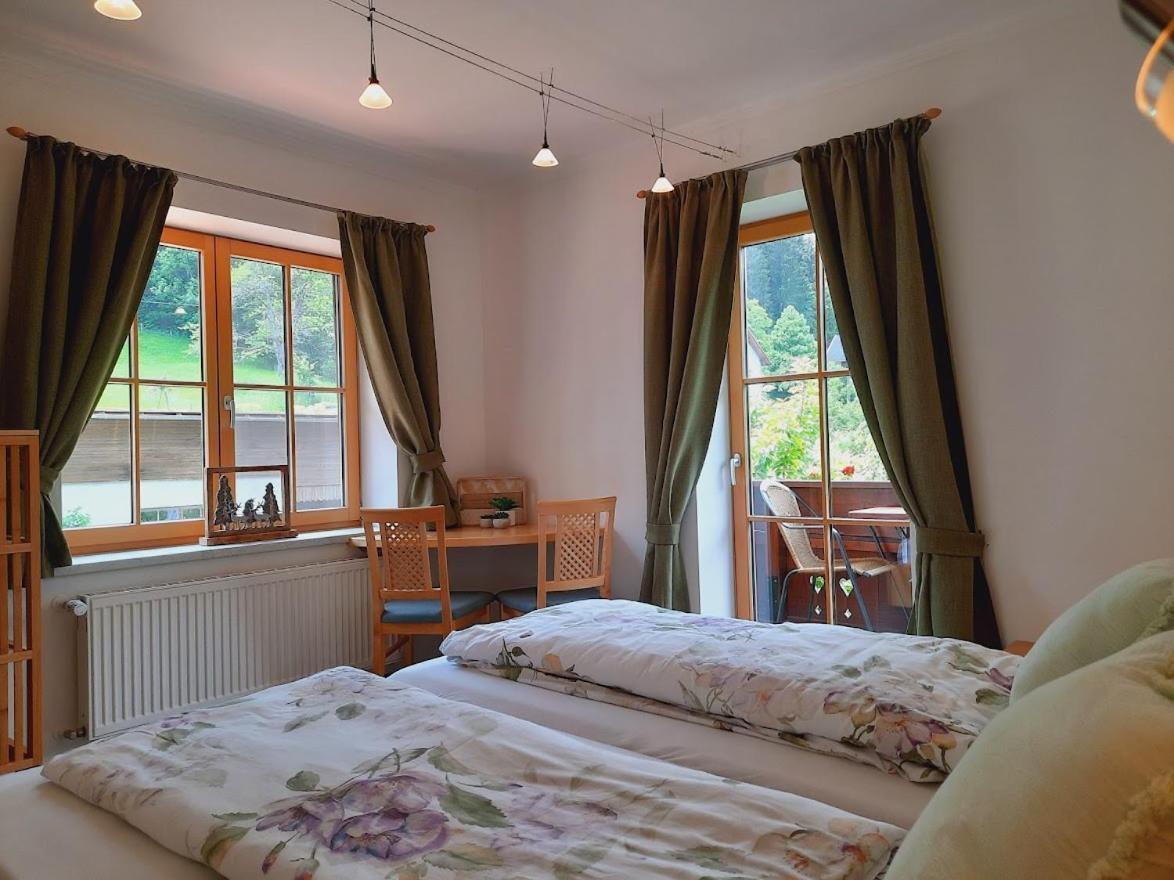 Berghof Reiter Hotel Weissbriach Bagian luar foto