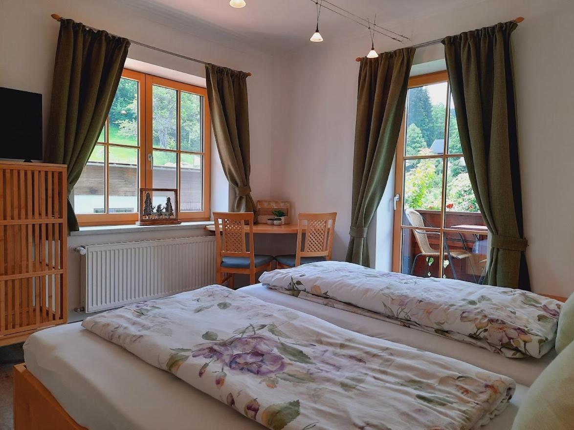 Berghof Reiter Hotel Weissbriach Bagian luar foto